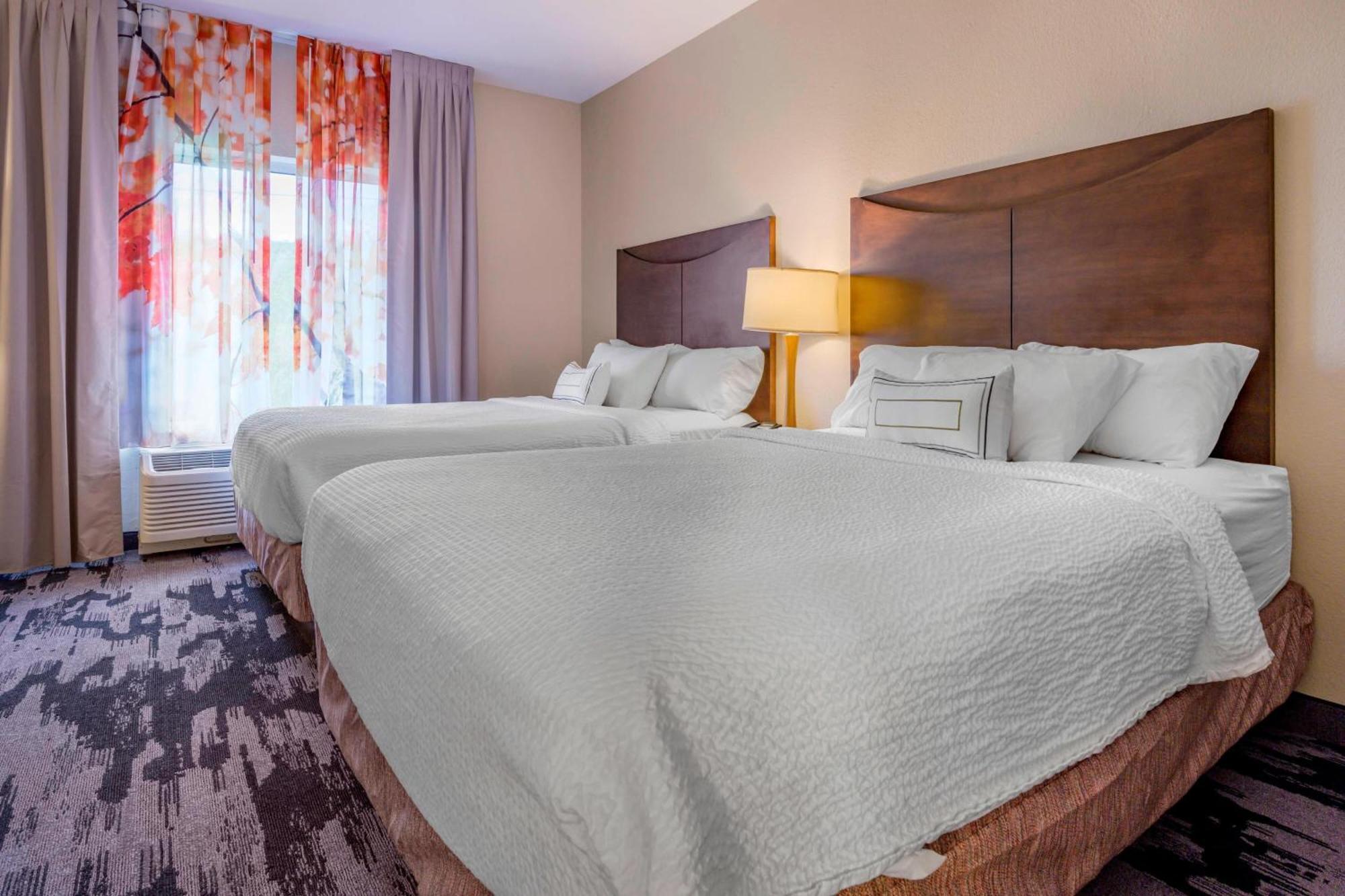 Fairfield Inn & Suites By Marriott Slippery Rock מראה חיצוני תמונה