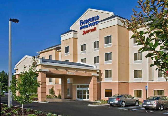 Fairfield Inn & Suites By Marriott Slippery Rock מראה חיצוני תמונה