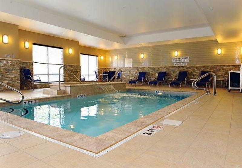 Fairfield Inn & Suites By Marriott Slippery Rock מראה חיצוני תמונה